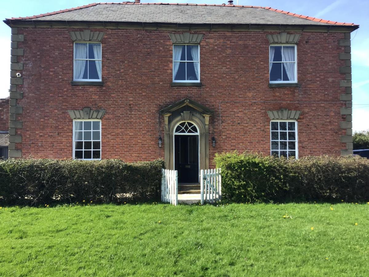 Plas Bostock Farm Wrexham Ngoại thất bức ảnh